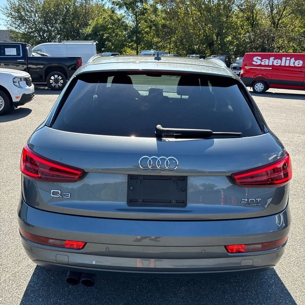 Audi Q3 photo 6