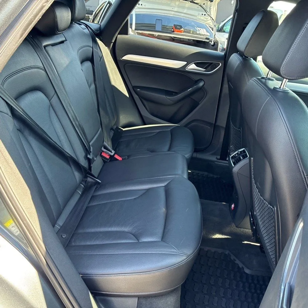 Audi Q3 photo 22