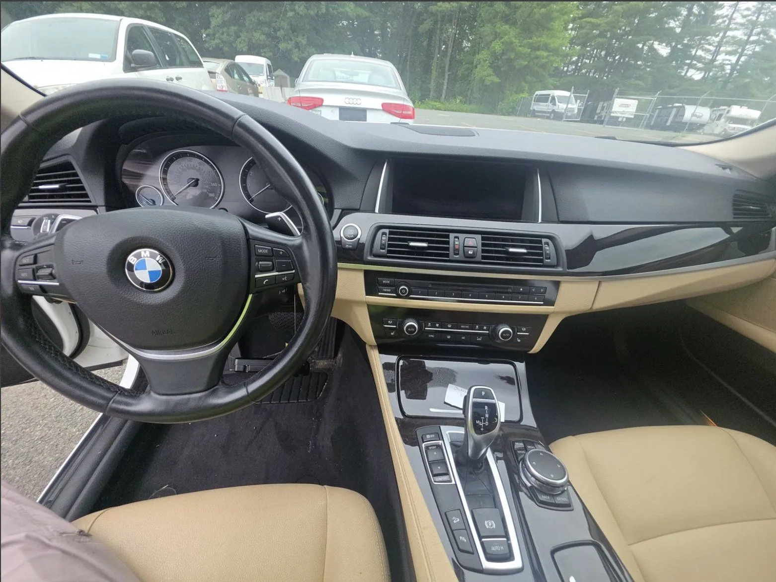 BMW 528i photo 14