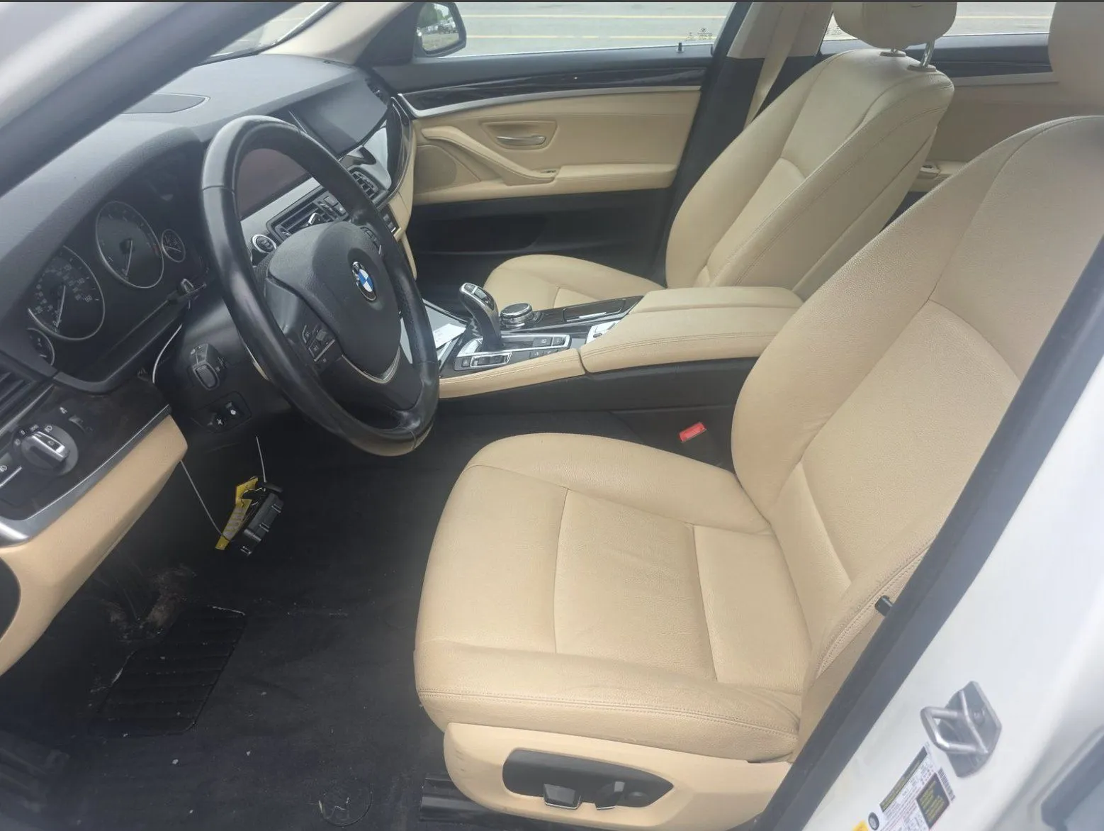 BMW 528i photo 7