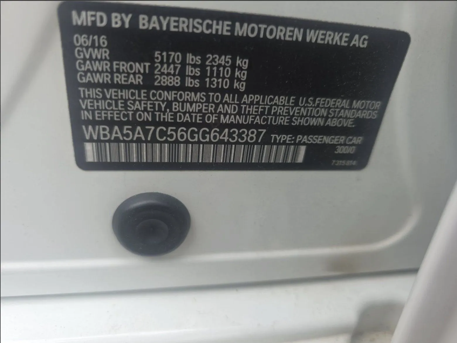 BMW 528i photo 5