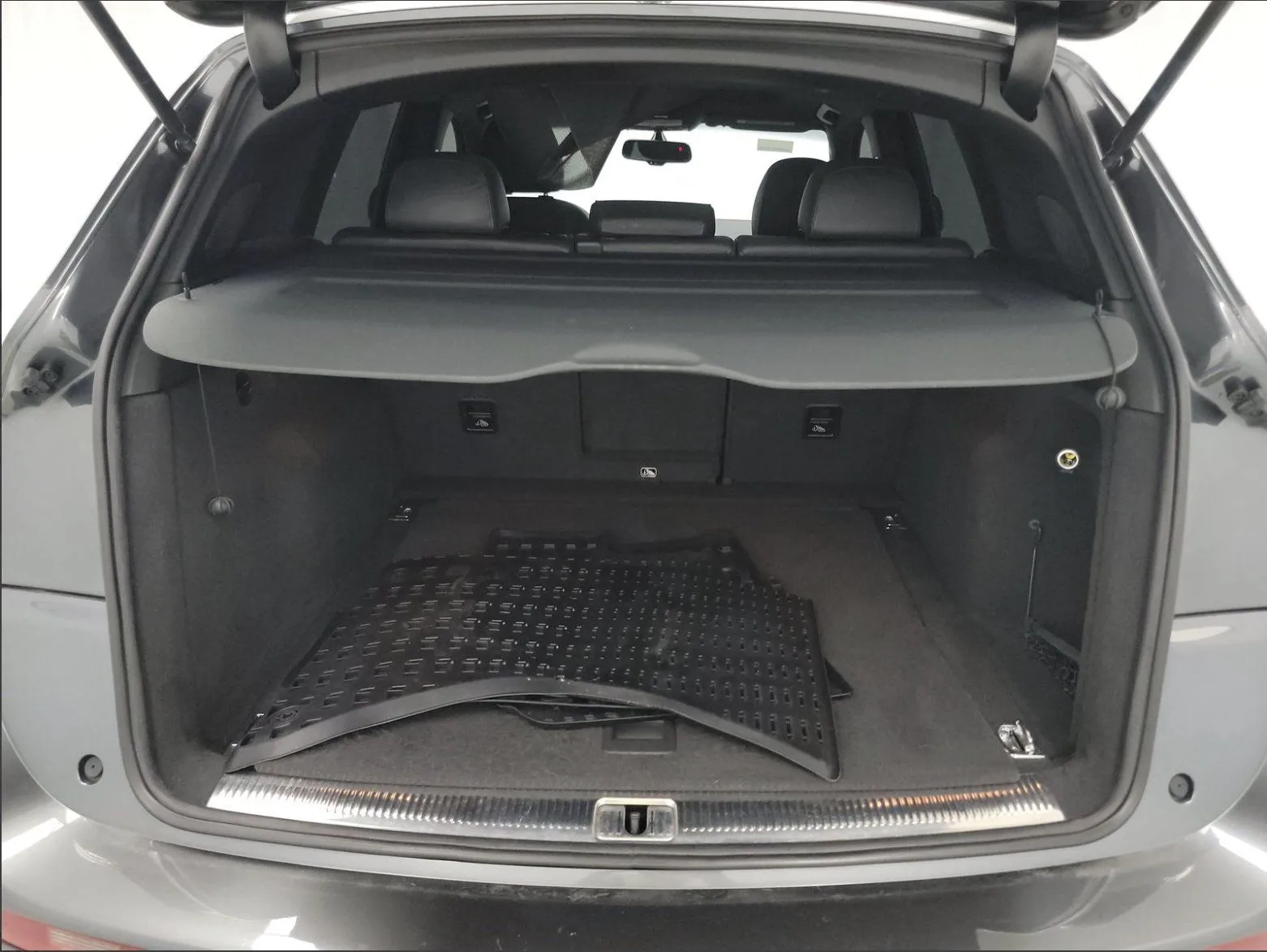 Audi SQ5 photo 7