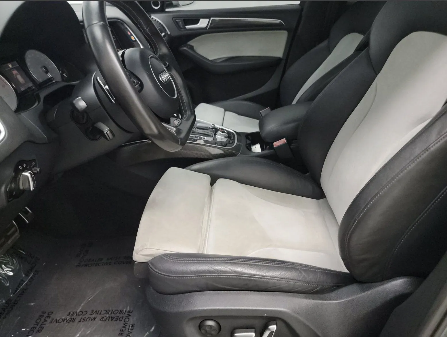 Audi SQ5 photo 8
