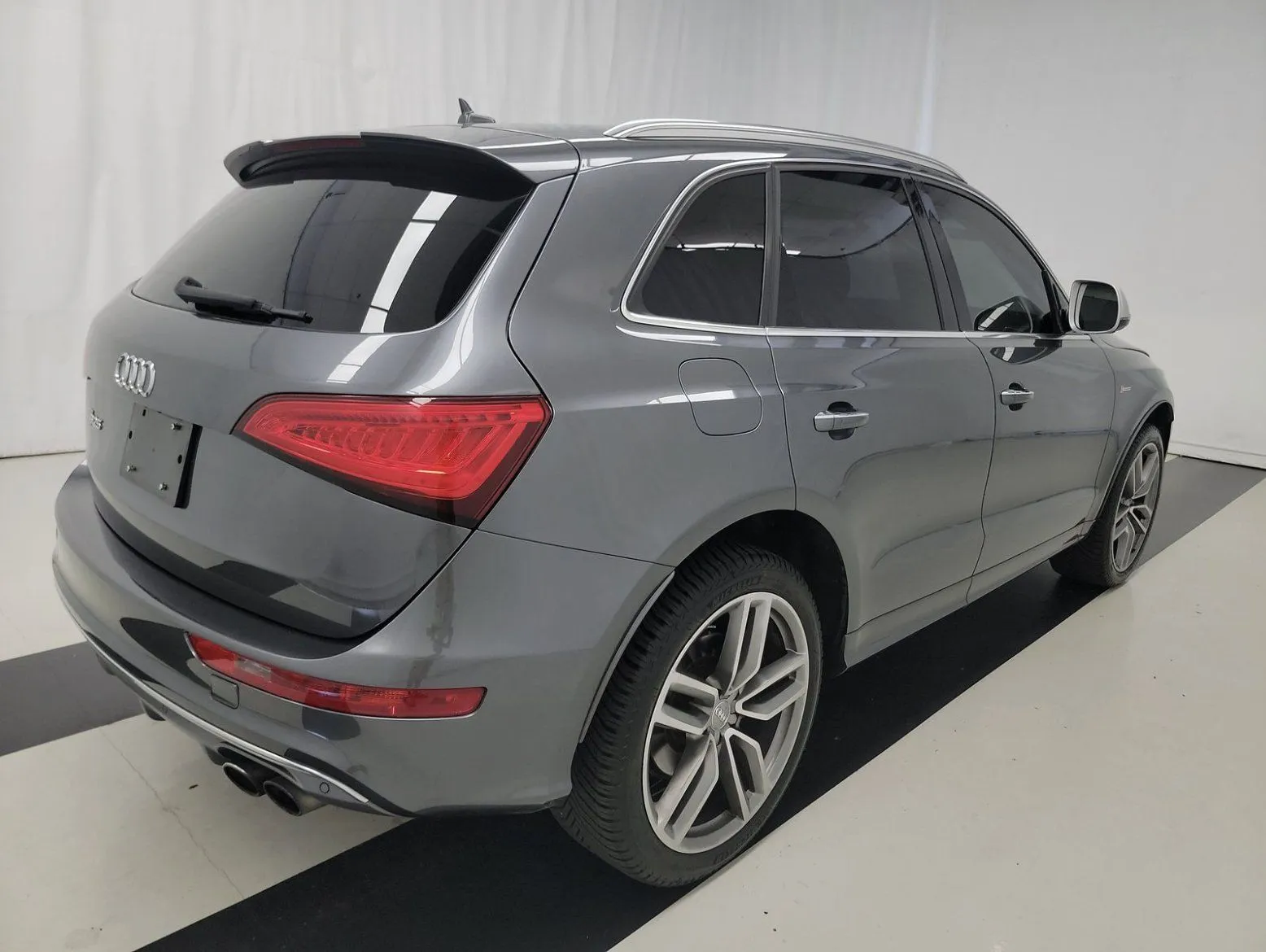 Audi SQ5 photo 2