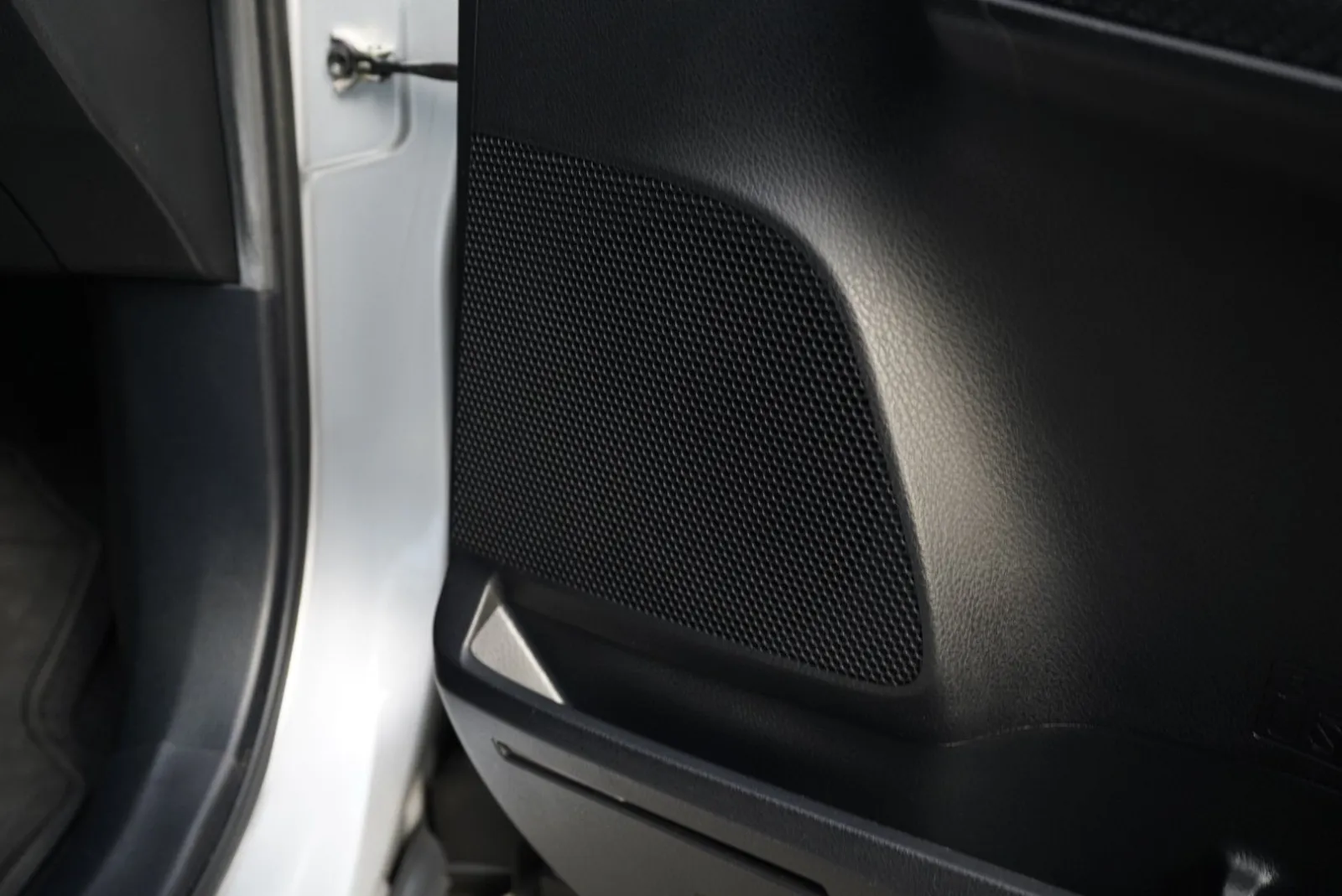Toyota RAV4 photo 39