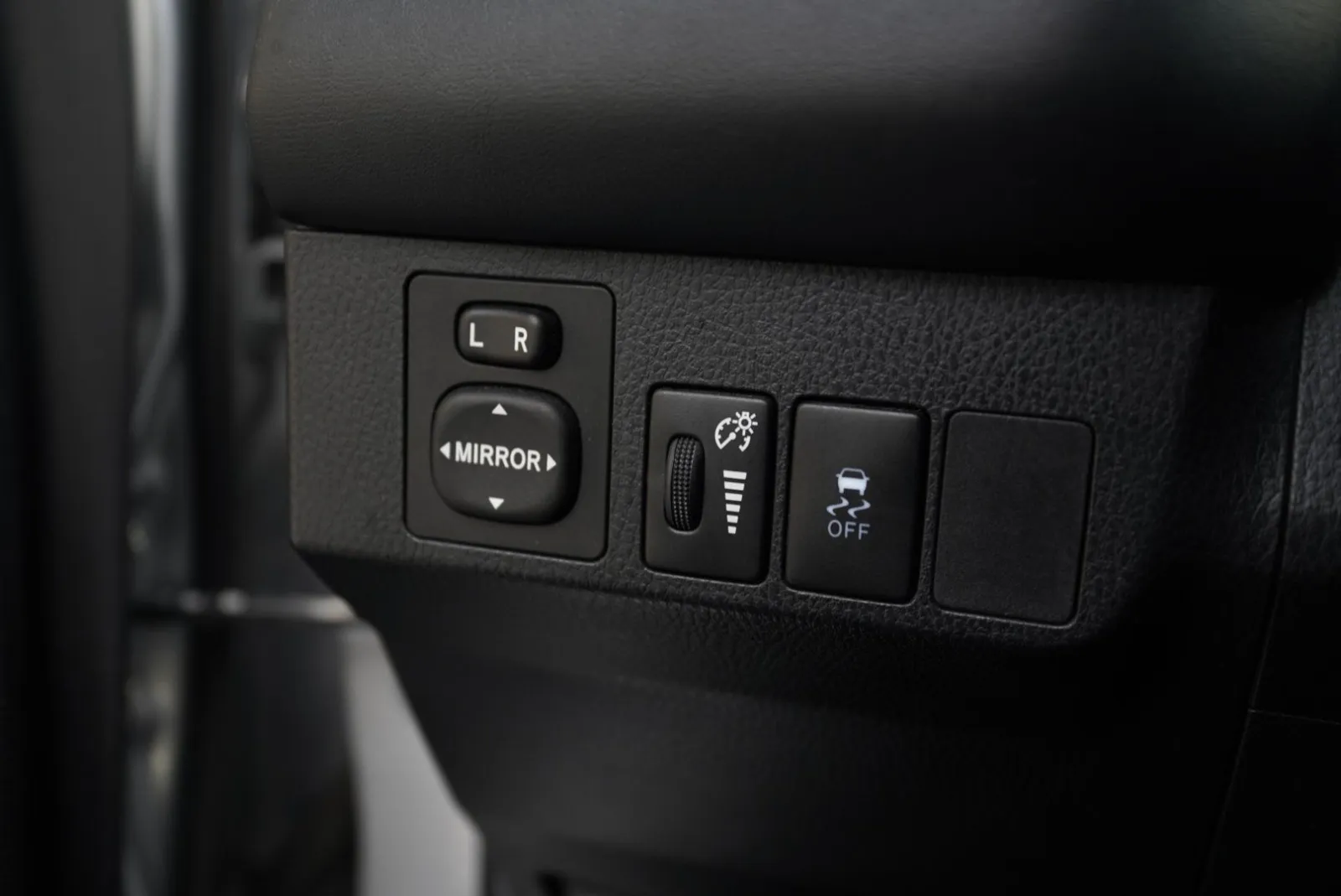 Toyota RAV4 photo 23