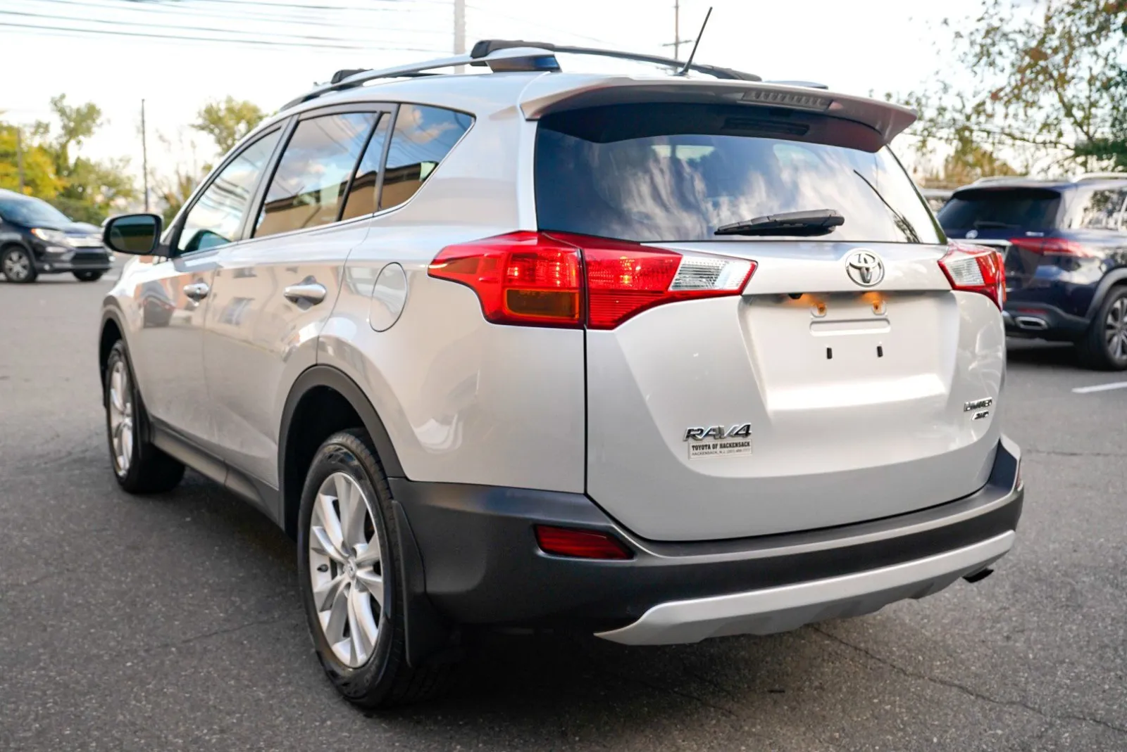 Toyota RAV4 photo 7