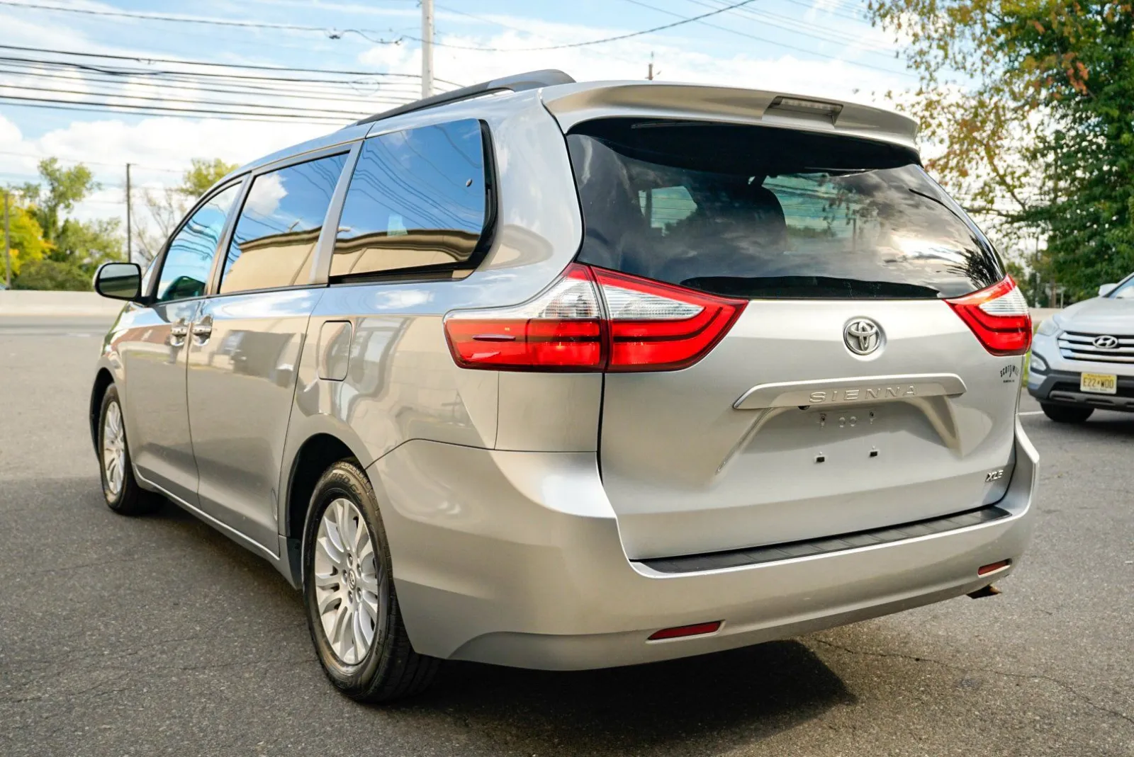Toyota Sienna photo 7