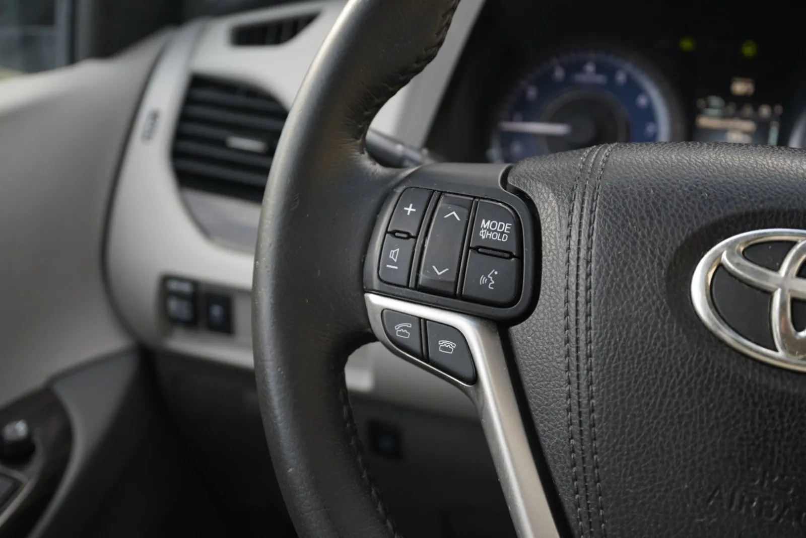 Toyota Sienna photo 48