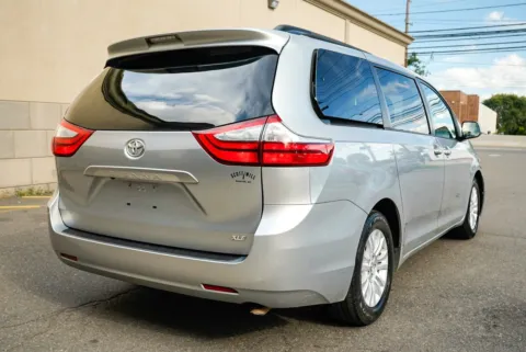 More photos of 2015 Toyota Sienna XLE 8 Passenger at 101 Motors, NJ