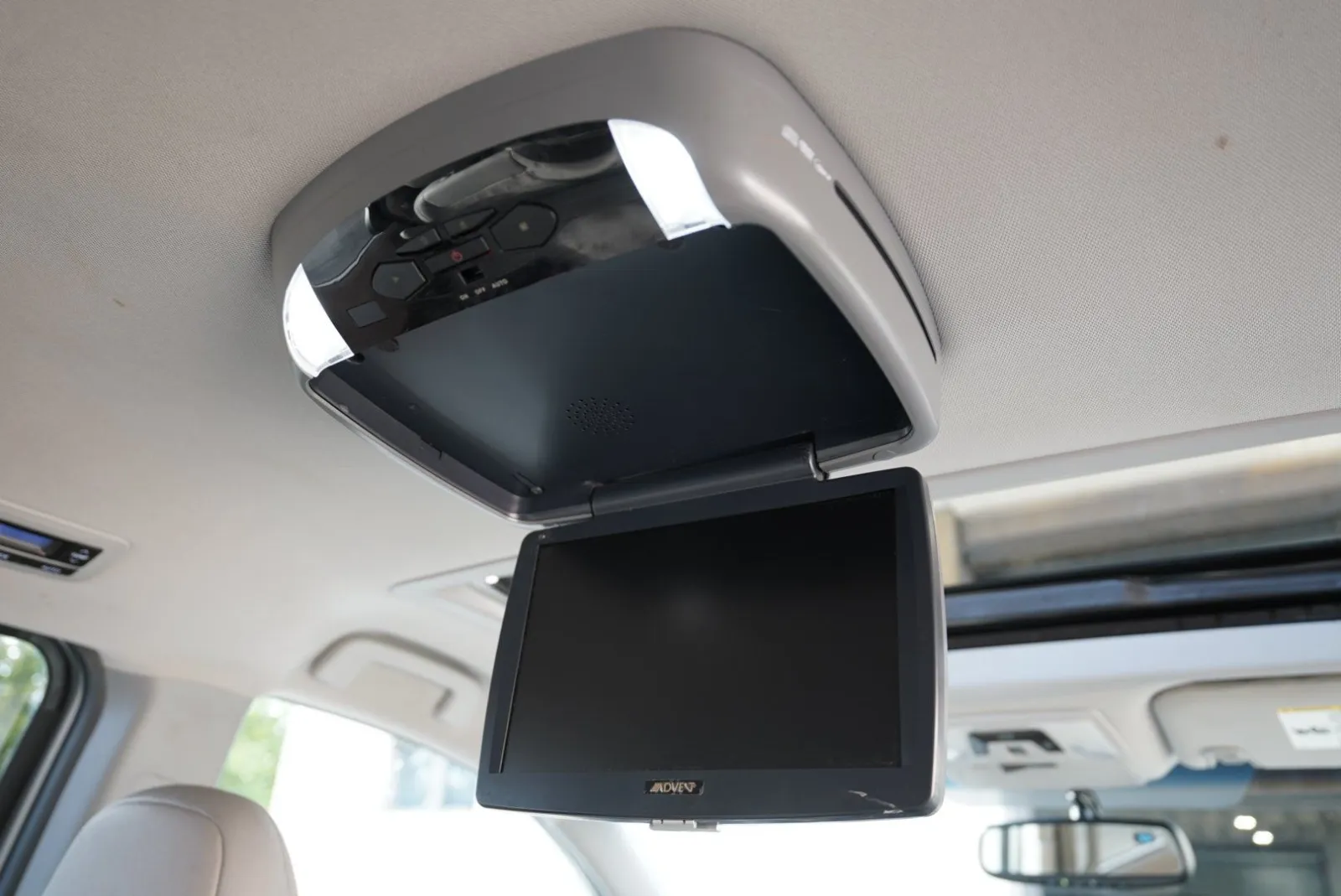 Toyota Sienna photo 35