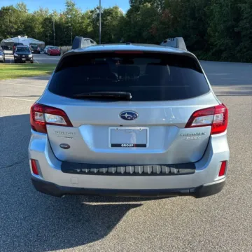 More photos of 2015 Subaru Outback 2.5i Limited at 101 Motors, NJ