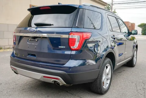 More photos of 2017 Ford Explorer XLT at 101 Motors, NJ