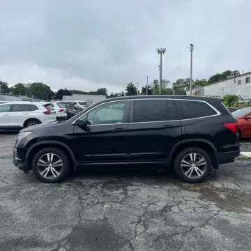 Another view of 2017 Honda Pilot EX-L for sale in Carlstadt, NJ at 101 Motors