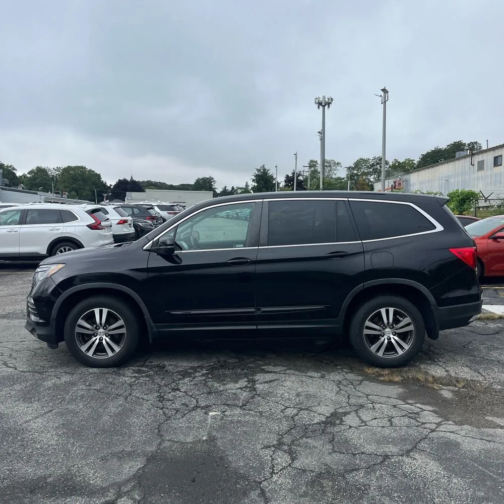 Honda Pilot photo 3