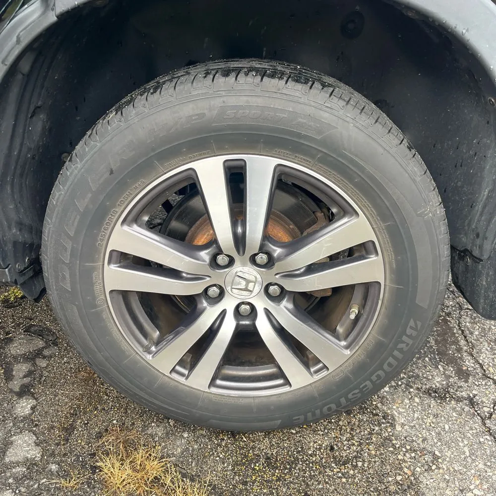 Honda Pilot photo 18