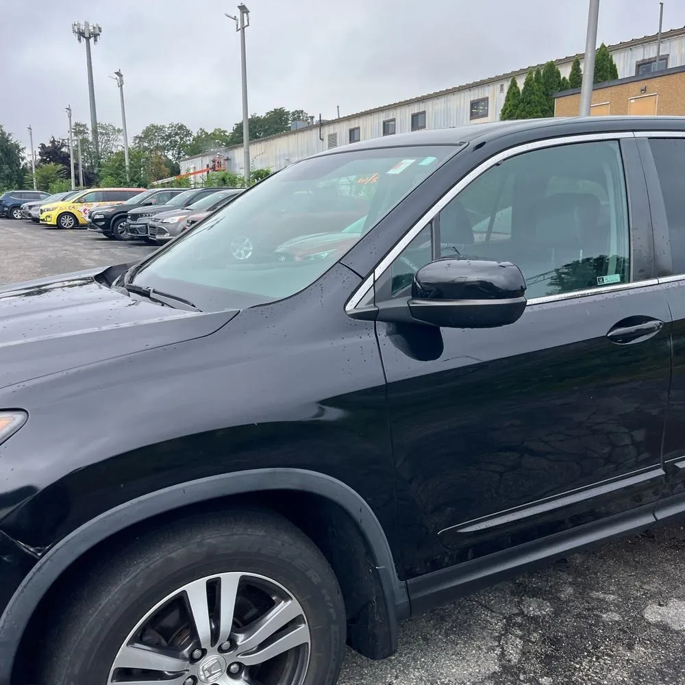 Honda Pilot photo 2