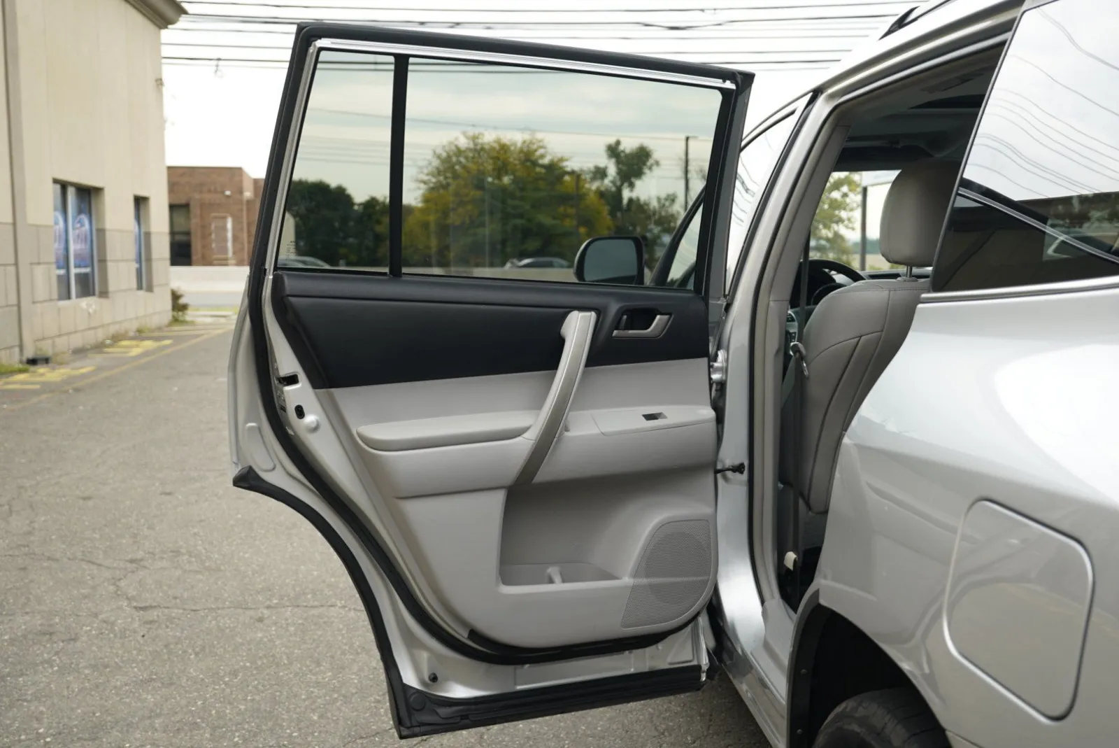 2011 Toyota Highlander SE - Photo 22