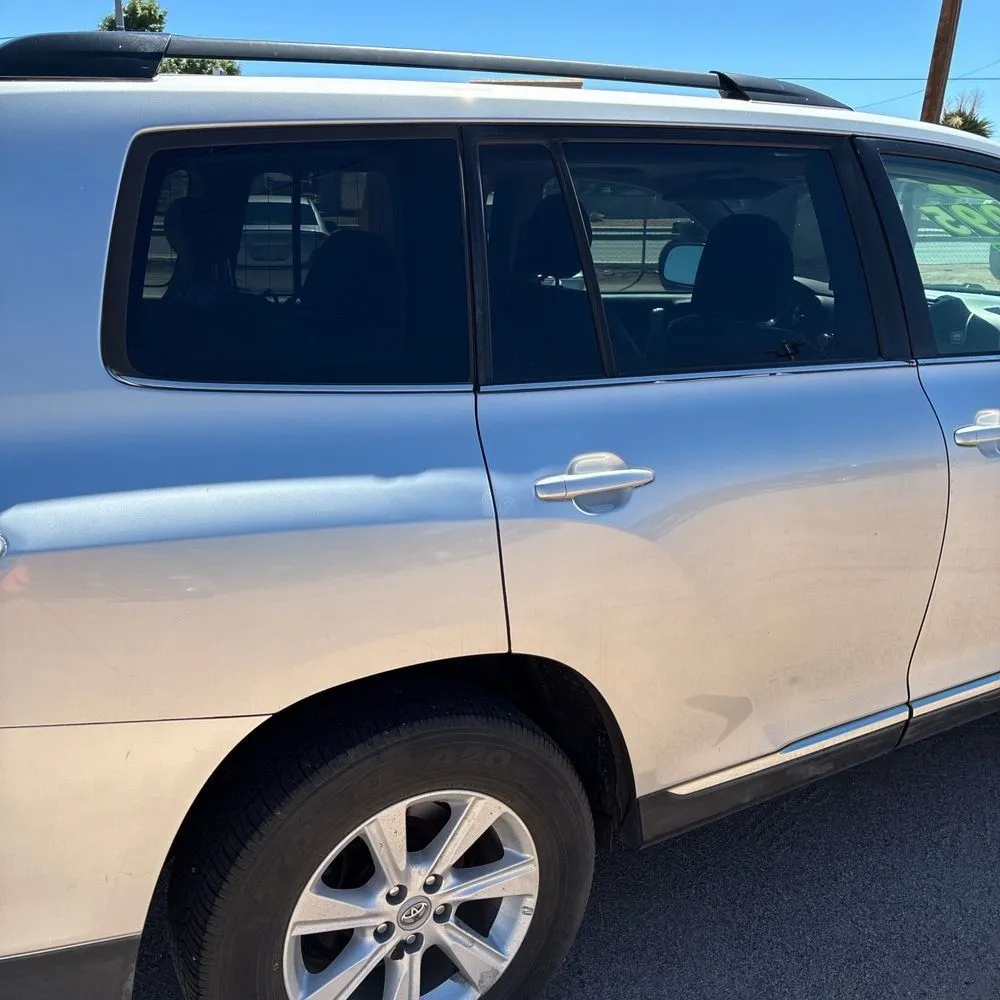Toyota Highlander photo 9