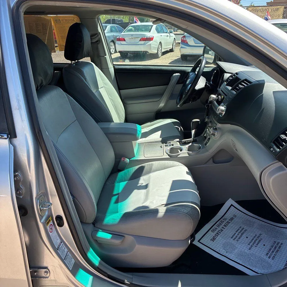Toyota Highlander photo 23