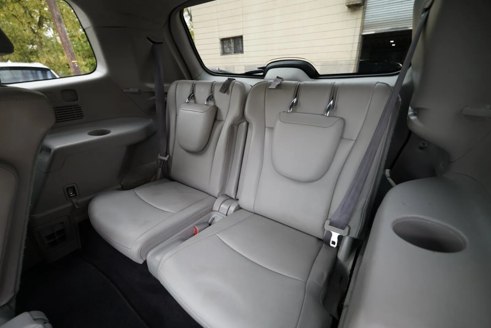 2011 Toyota Highlander SE - Photo 26