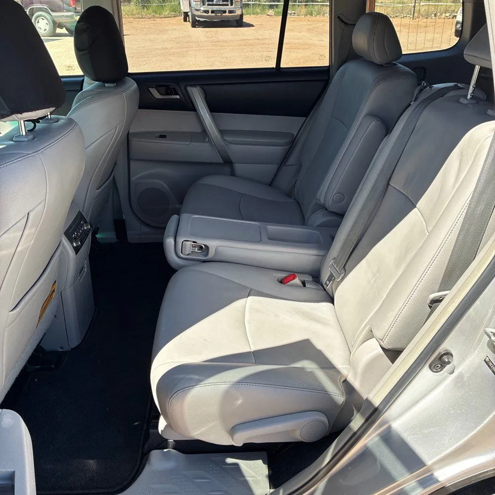 Toyota Highlander photo 24