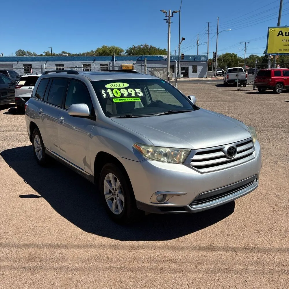 Toyota Highlander photo 12
