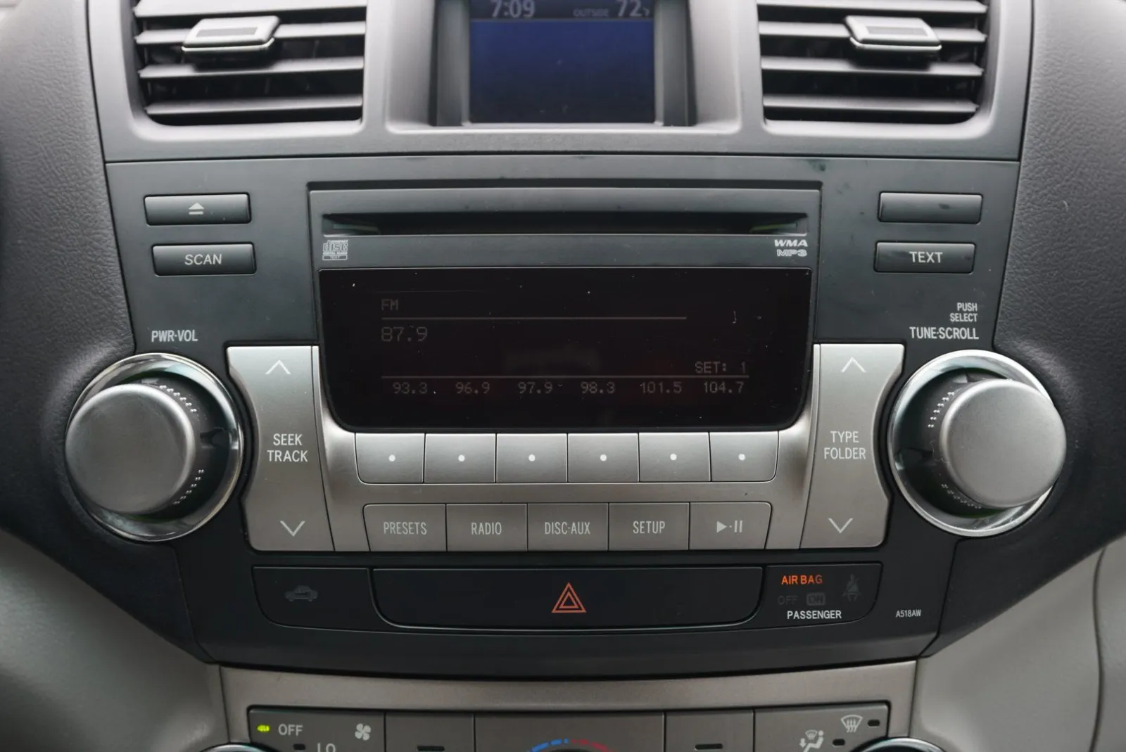 2011 Toyota Highlander SE - Photo 44