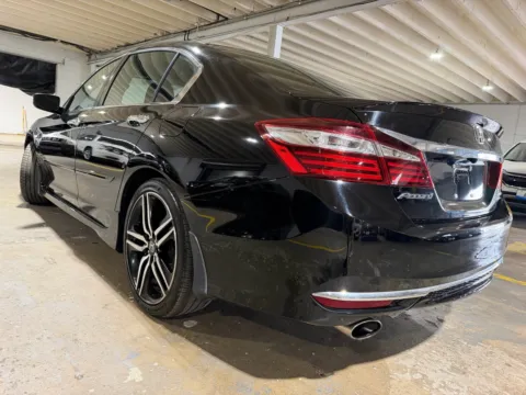 Another view of 2017 Honda Accord Sport SE for sale in Carlstadt, NJ at 101 Motors