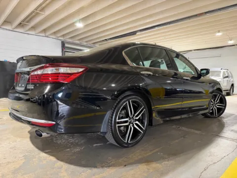 More photos of 2017 Honda Accord Sport SE at 101 Motors, NJ