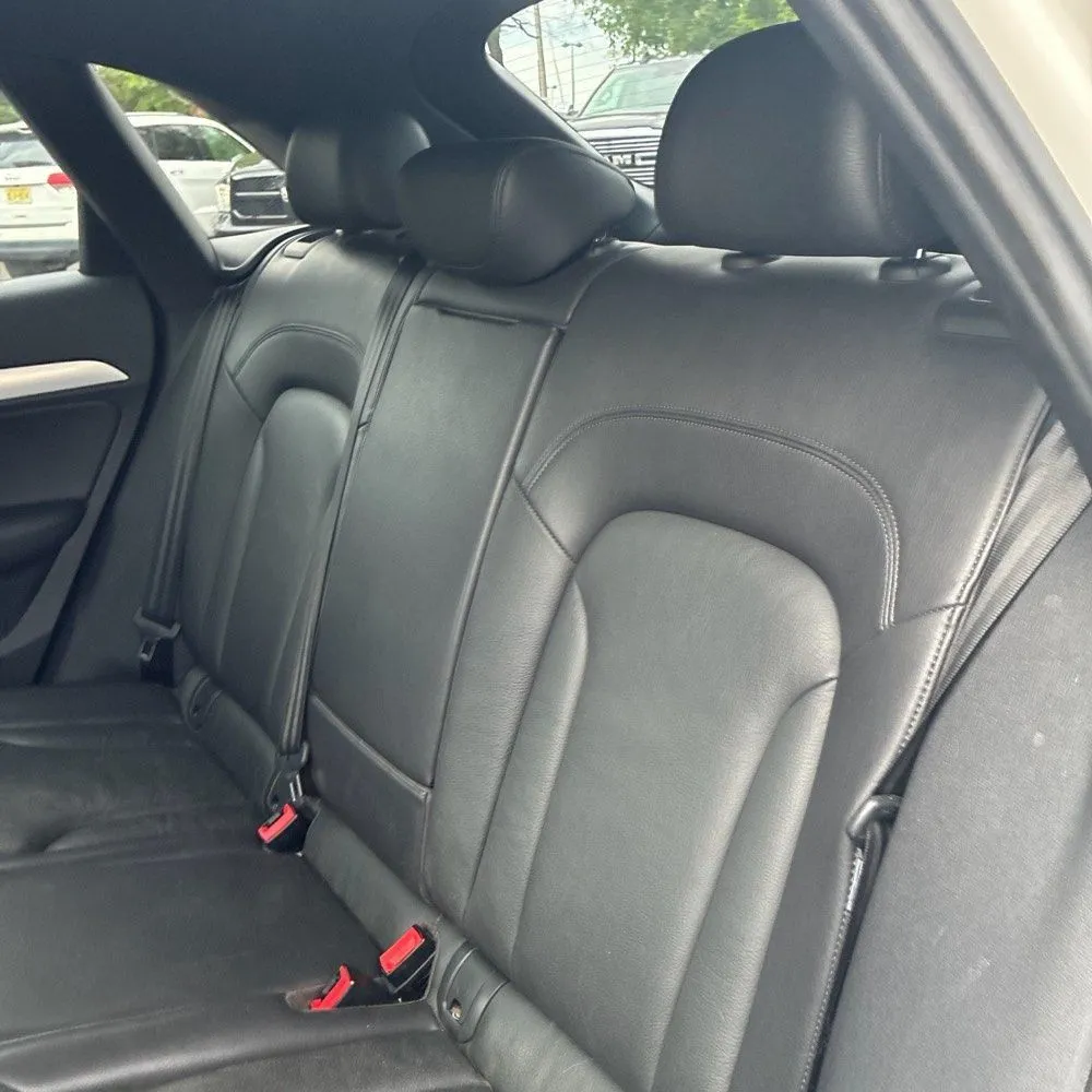 Audi Q3 photo 23
