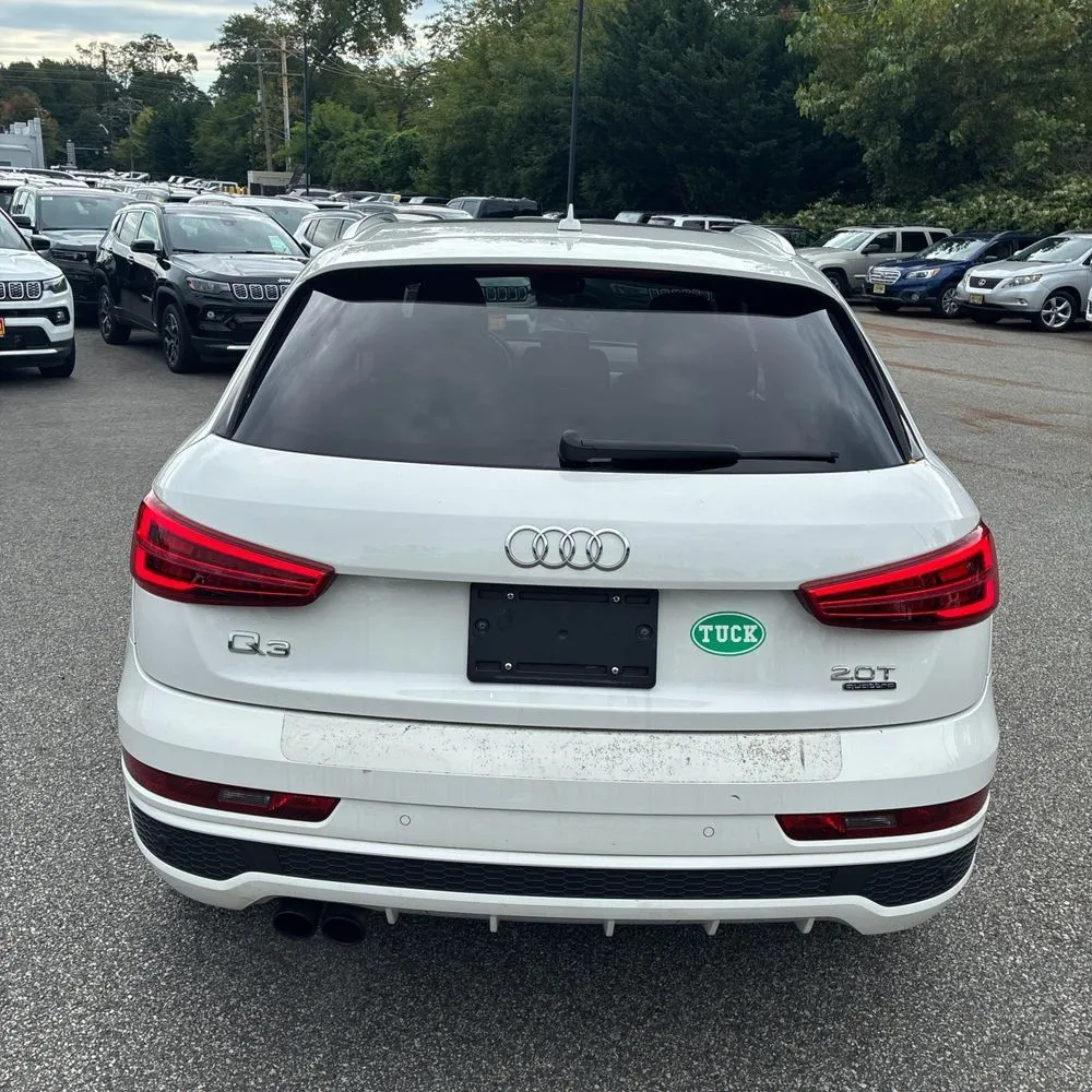 Audi Q3 photo 7