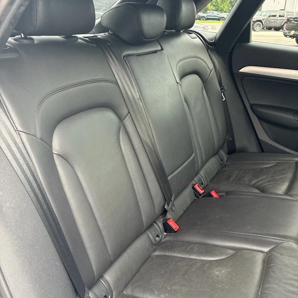 Audi Q3 photo 24