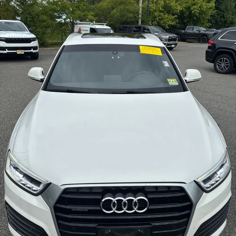 Audi Q3 photo 15