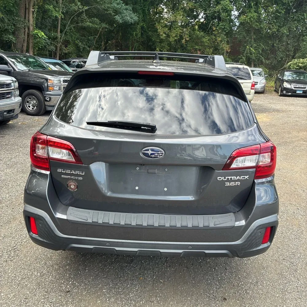Subaru Outback photo 7
