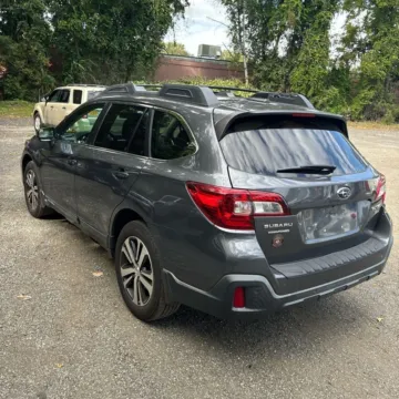 More photos of 2018 Subaru Outback 3.6R Limited at 101 Motors, NJ