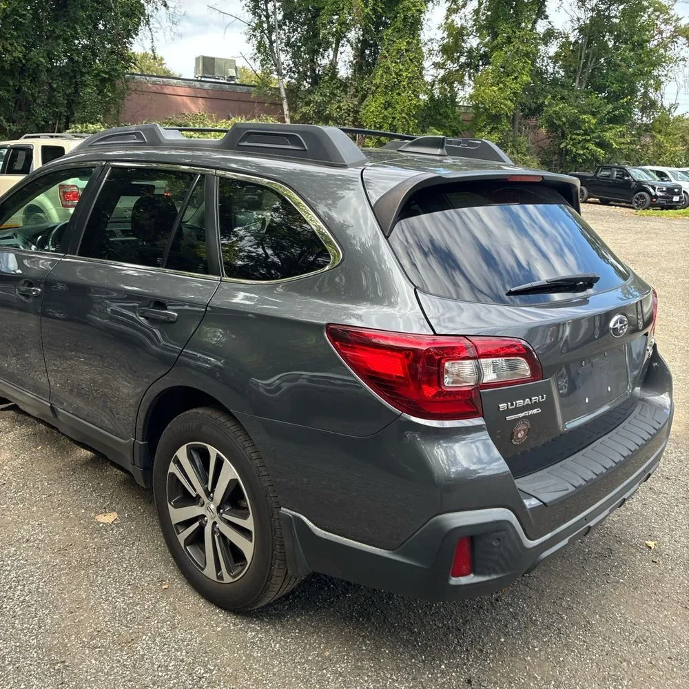 Subaru Outback photo 6