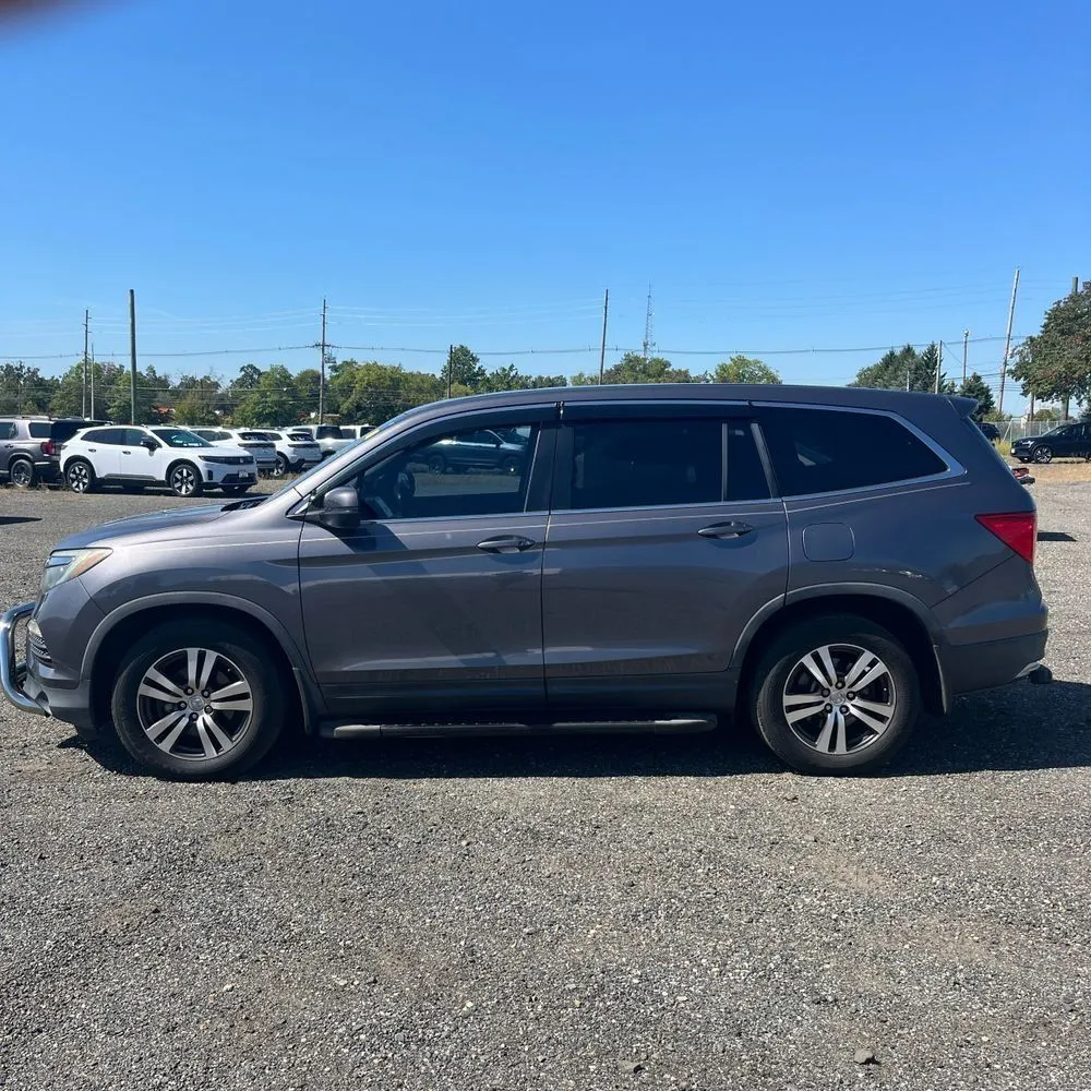 Honda Pilot photo 3