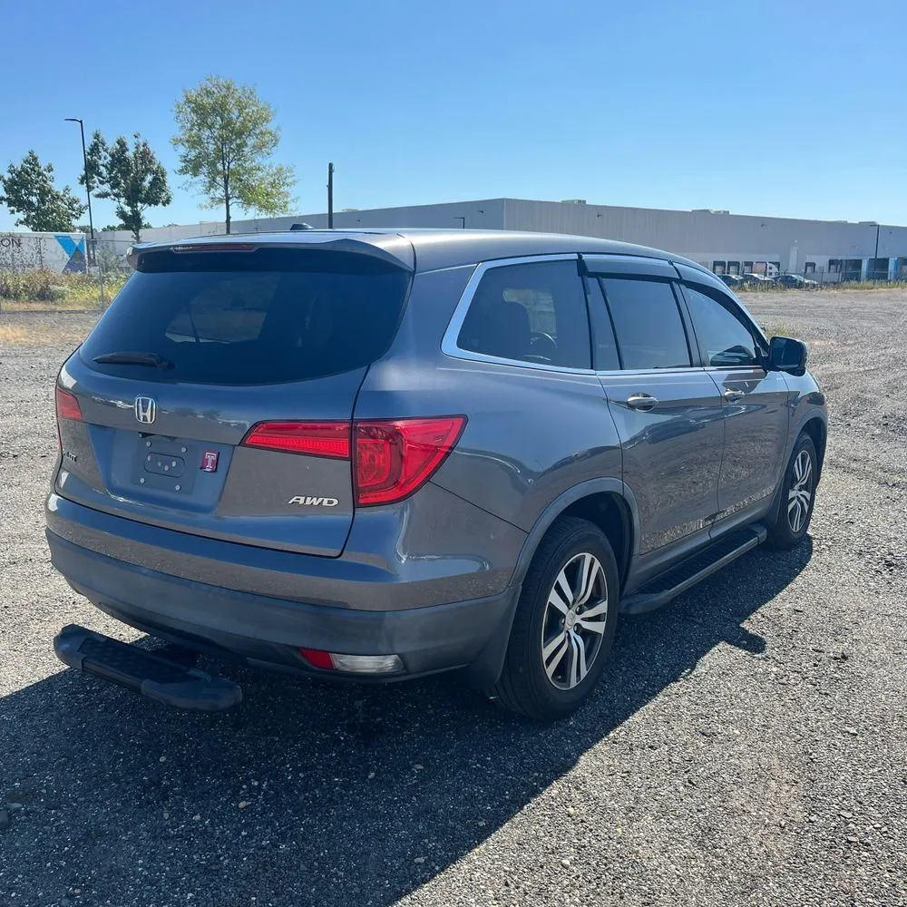 Honda Pilot photo 8