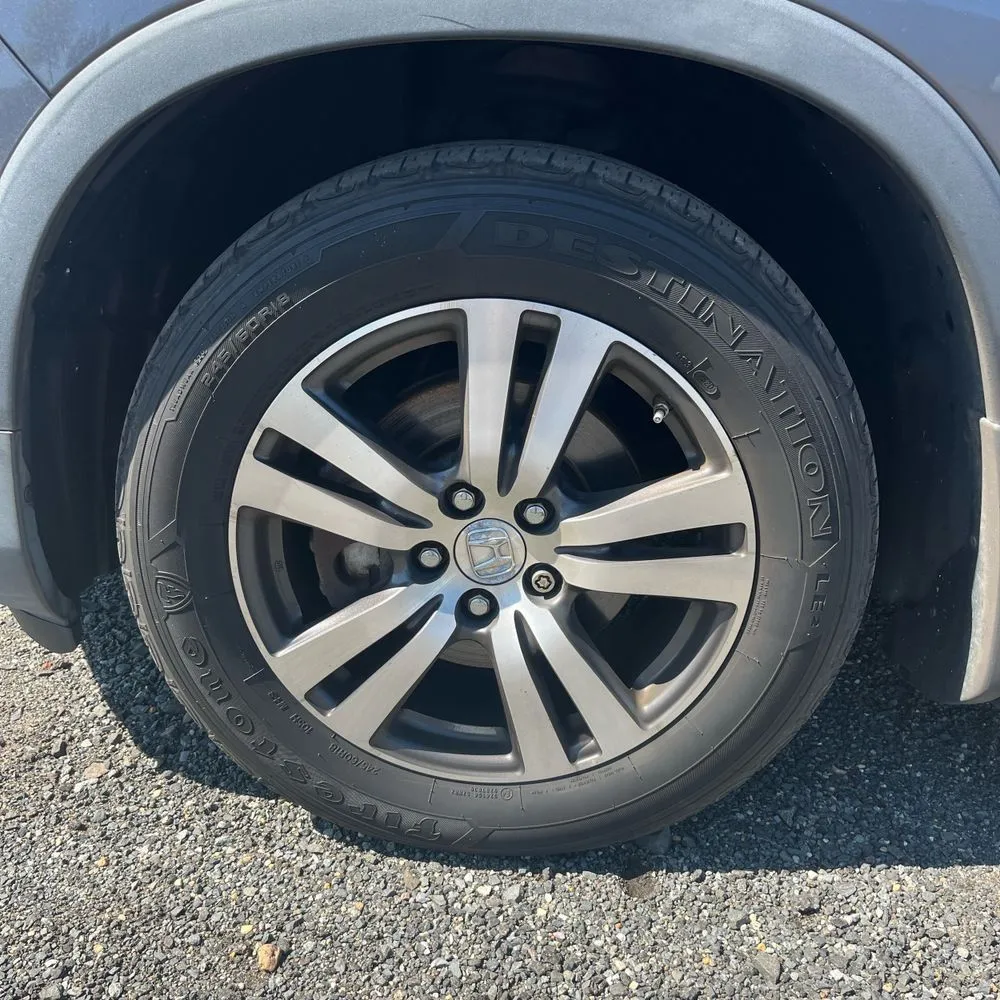 Honda Pilot photo 17