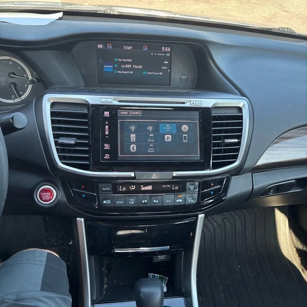 Honda Accord photo 28