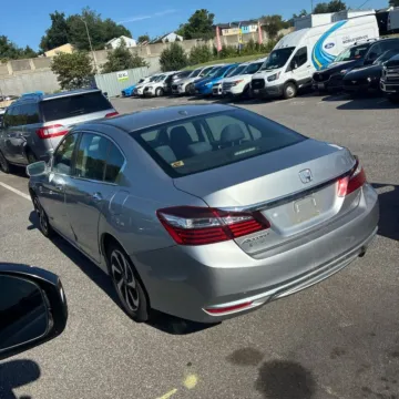 More photos of 2017 Honda Accord EX at 101 Motors, NJ
