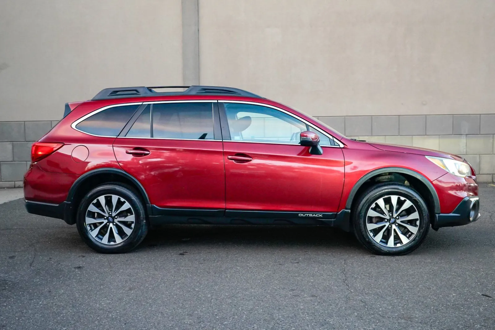 Subaru Outback photo 5