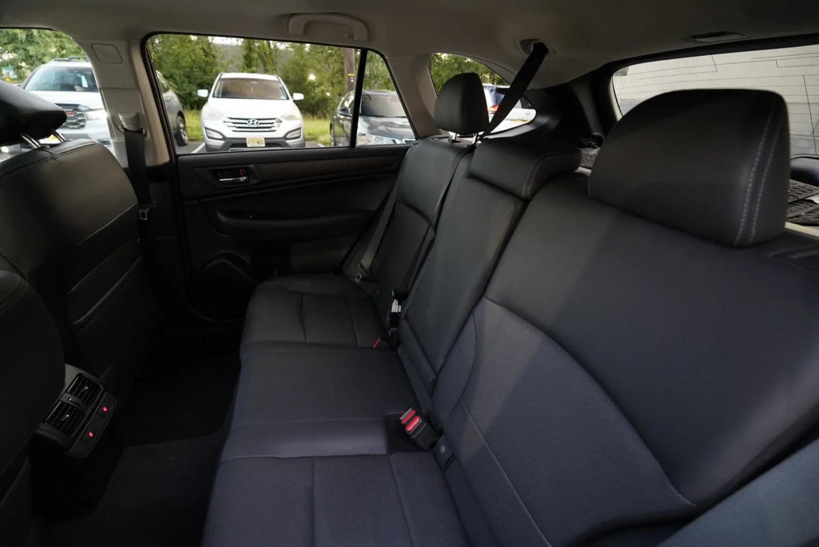 Subaru Outback photo 31