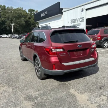 More photos of 2016 Subaru Outback 2.5i Limited at 101 Motors, NJ