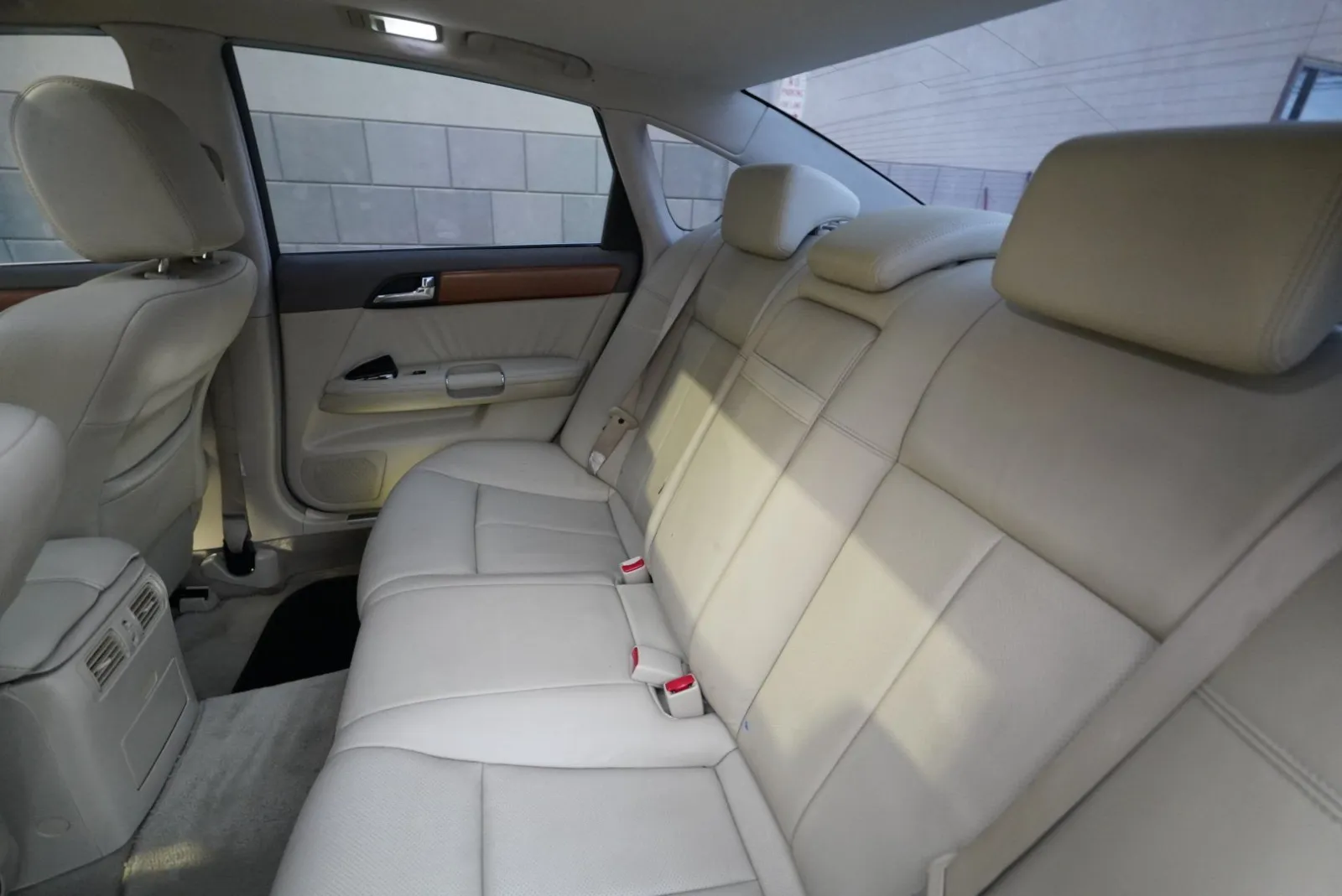 Infiniti M35x photo 23