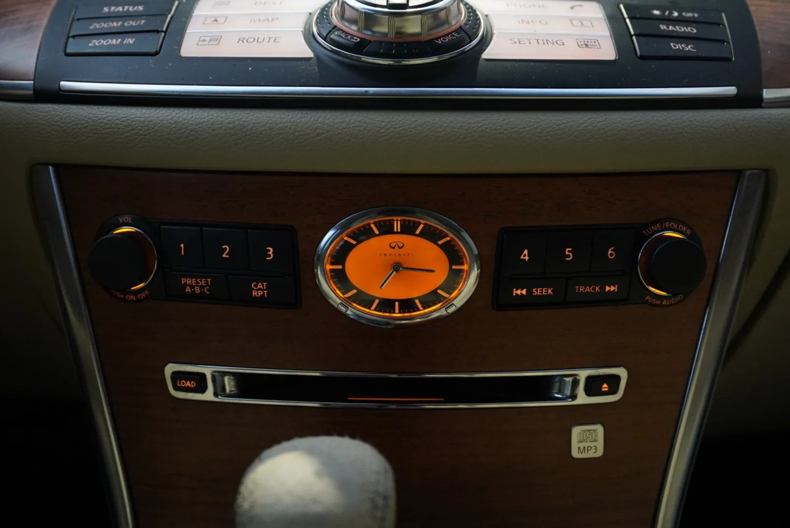Infiniti M35x photo 40