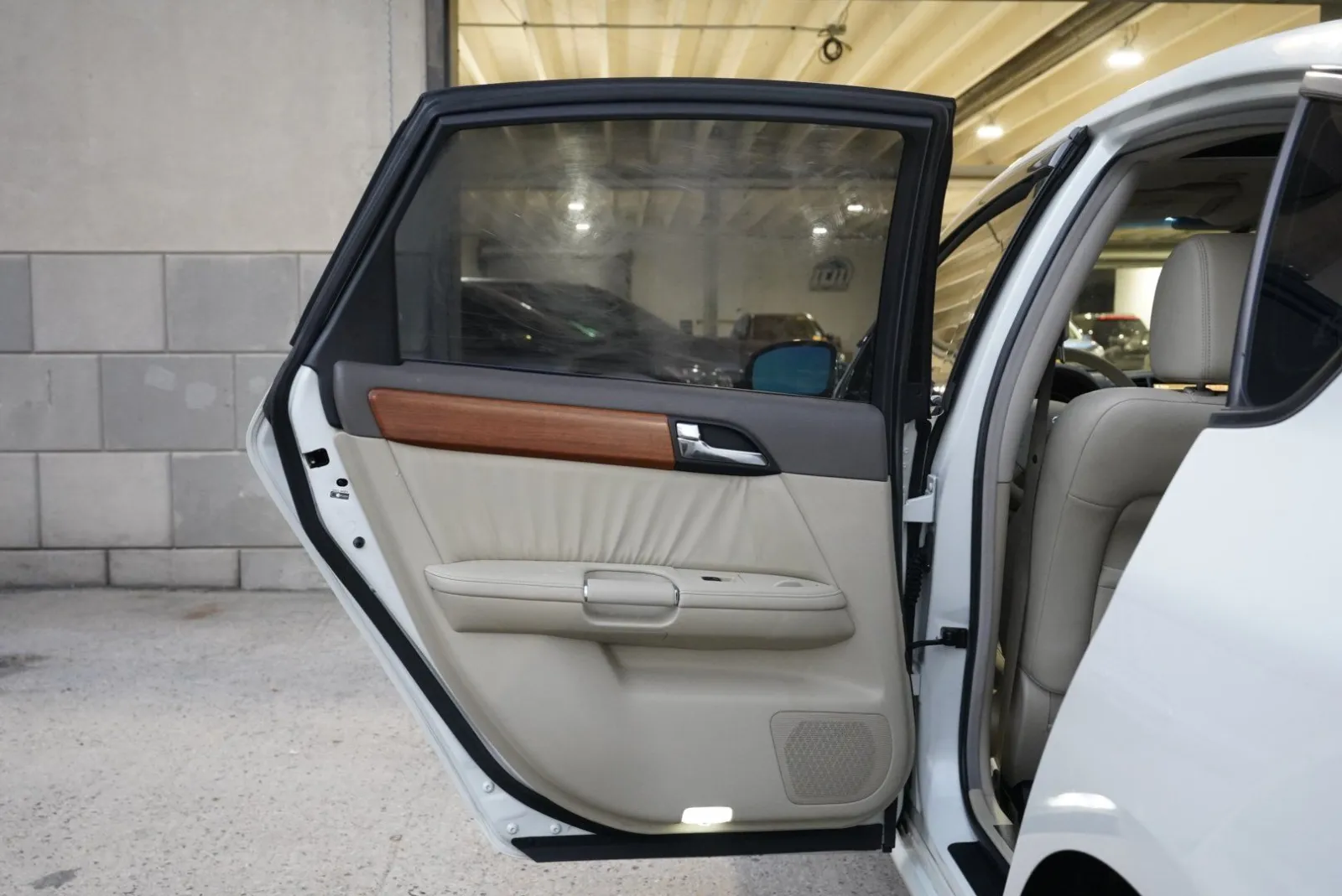 Infiniti M35x photo 21