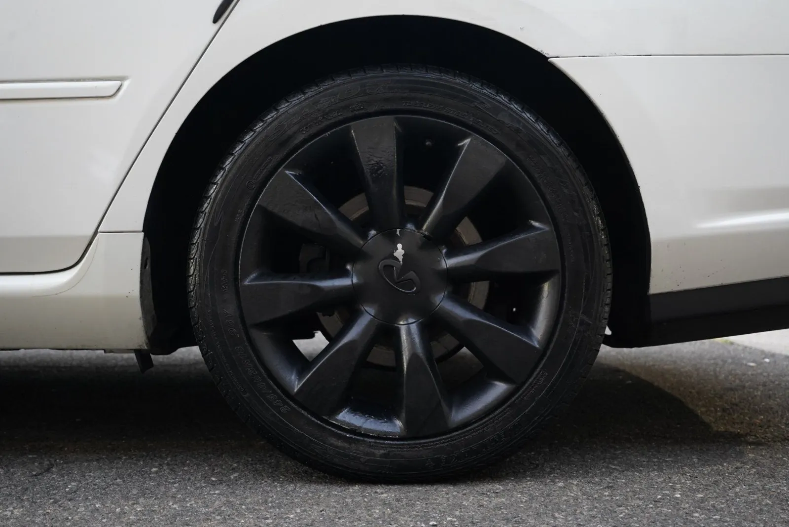 Infiniti M35x photo 11