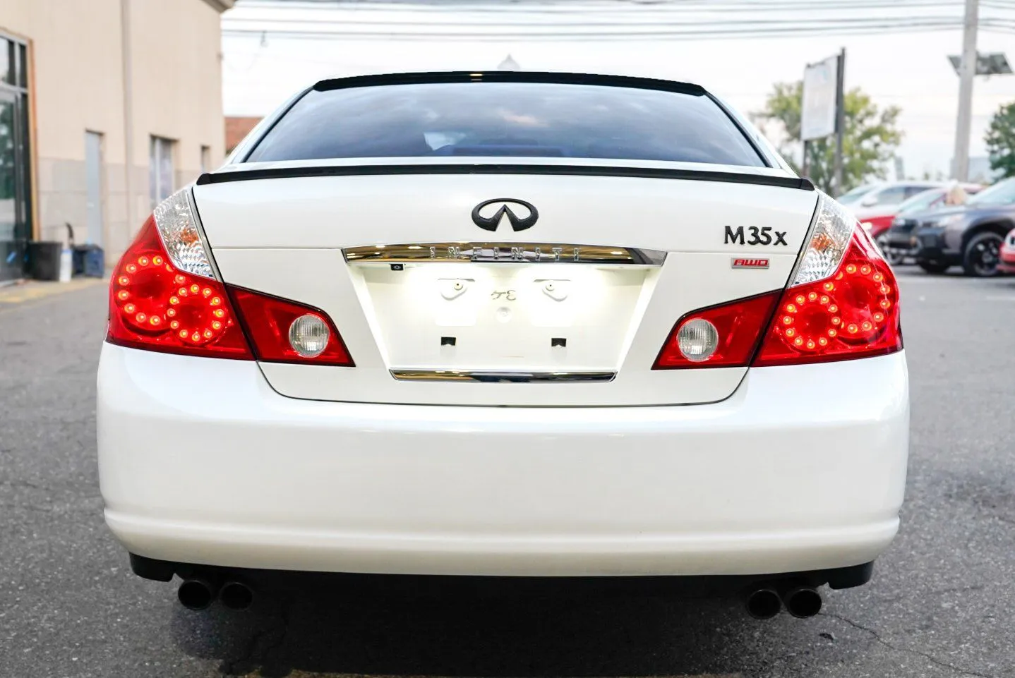 Infiniti M35x photo 6